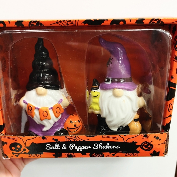 Ceramic Gnome Salt And Pepper Shaker Set - Cute Kitchen Decor, 3.34x2.40x2.16 Inches, Christmas Gift Idea - View #7